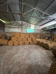 Tapis en fibre de coco, produit direct d'usine, structure uniforme et prix d'exportation avantageux, artisanat durable |   Prix de gros en vrac - Product Image 3