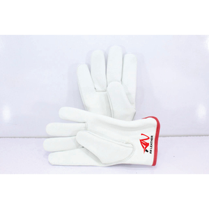 Gants de conduite Dernier design avec couleur personnalisée Gants élégants Gants de conduite en cuir avec écran tactile - Product Image 4