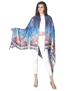 Foulards pour femmes à imprimé floral pour le printemps Châles et écharpes traditionnels pour tenues Voyage et style de mode quotidien - Product Image 2