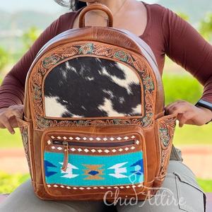 Sacs à dos en cuir de vachette véritable usiné à la main Sacs à dos en cuir sculptés élégants Sacs à dos de style occidental Nouvelle mode élégante - Product Image 1