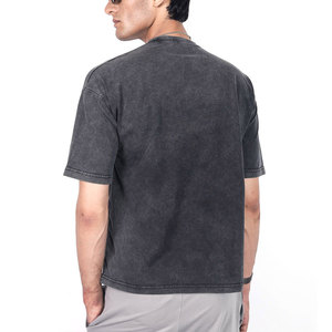 เสื้อยืดผู้ชายโอเวอร์ไซส์ผ้าฝ้ายย้อมสี100% เสื้อแขนสั้นโอเวอร์ไซส์ - Product Image 2