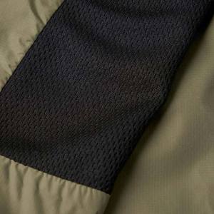 เสื้อแจ็คเก็ตกันลมน้ำหนักเบาแบบมีฮู้ด ป้องกันรังสียูวี แห้งเร็ว ดีไซน์แบบแพทช์เวิร์ค กันน้ำ ระบายอากาศได้ดี ผลิตตามแบบ OEM - Product Image 3