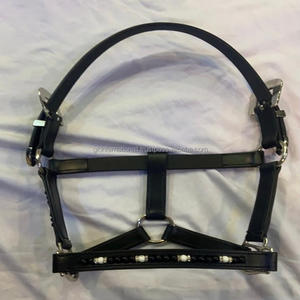 Produits équestres haut de gamme, licol de cheval réglable en cuir perlé noir ou marron avec quincaillerie en laiton massif - Product Image 5