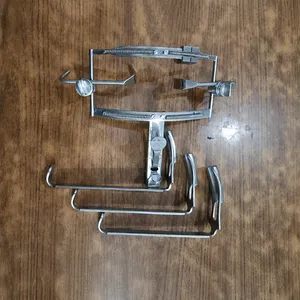 Retractor Bucal Manual Dingman de Alta Calidad, Diseño de 3 Cuchillas, Acero Inoxidable, Instrumento Quirúrgico para Cirugía Oral y Maxilofacial, OEM - Product Image 2