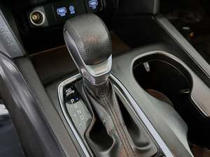 Hyundai Santa Fe 2020 2.4L SEL FWD - Product Image 5