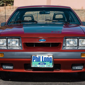 Ford Mustang GT de 1985 Usado, 12400 Millas, Transmisión Manual de 5 Velocidades, Motor V8 de 5.0 Litros, Techo Descapotable, Mayormente sin Modificaciones - Product Image 1