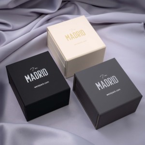 กล่องเครื่องประดับจี้ขนาดเล็กครีมแมดริดพร้อมบุกำมะหยี่นุ่มภายนอกของขวัญโลโก้ตามสั่งสำหรับความหรูหรา (68x68X41มม.) - Product Image 3