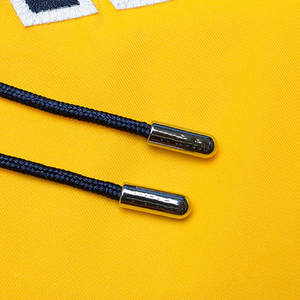 Pantalones cortos de baloncesto de malla de poliéster 100% sublimados amarillos de diseño personalizado - Product Image 3