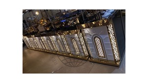 Comptoirs de présentation de restauration pour décor de mariage Comptoir de fruits en acier inoxydable coloré indien - Product Image 3