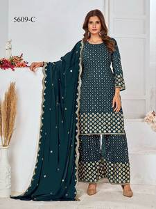 Muy demandado Hermoso diseño Trabajo de secuencia múltiple Trabajo de belleza interior Boda y compromiso Especial Salwar Kameez - Product Image 4