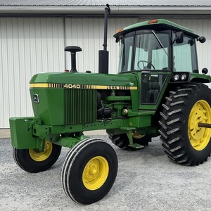 Tractor de Arrastre John Deere 4040 Usado en Buen Estado para Equipos Agrícolas - Product Image 4