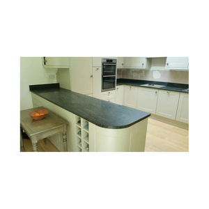 Dalles de granit vert tropical naturel poli pour escaliers, comptoirs de cuisine, salles de bains et intérieurs de bureaux - Product Image 1