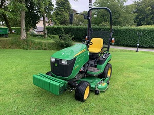 Mini Tractor Agrícola de 70 CV de Marca Reconocida, Ecológico, con Motor Cummins, Ahorro de Energía, Tracción 4x4, Caja de Cambios de Alta Productividad, Bomba de Engranajes - Product Image 2