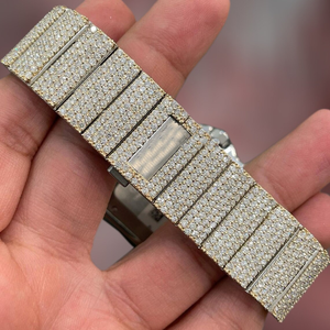 Nuevo diseño de moda VVS Clarity Moissanite Diamond Watch para uso de regalo del fabricante y proveedor indio - Product Image 2