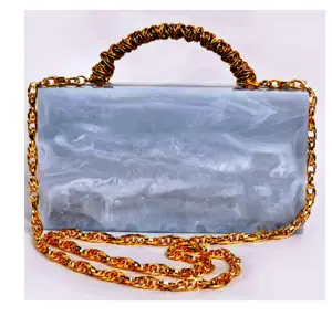 Acheter Blue Stone Carolina résine boîte embrayage avec fronde résine embrayages acrylique sac femmes sac fronde mariée sacs à main