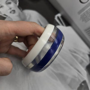 Mode ondulée Unisexe Bracelets en résine Auto-conçu Forme ronde Bracelet en résine brillante Accessoire Style bohème pour femmes et hommes - Product Image 1