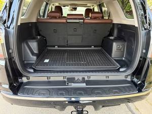 Usado 2024 T-o y-o-t-a 4Runner Limited 4x4 - Product Image 5