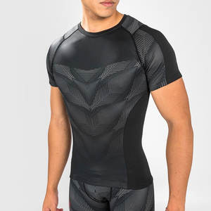 Rashguard à manches longues pour le surf Mma Bjj avec logo personnalisé imprimé par sublimation de qualité supérieure Oem Rashguard - Product Image 1