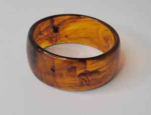 กำไลข้อมือเรซินทำมือรูปนางฟ้าแฟชั่นคลาสสิกคุณภาพดีที่สุดสำหรับผู้หญิงสวยสาวสวยเฉดสีที่ไม่ซ้ำกัน - Product Image 5