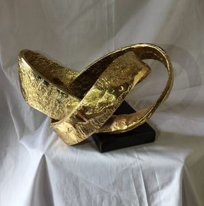 Estatuas de fundición de aluminio con acabado de lujo Acabado pulido/mate Ideal para regalos Premios y acentos para el hogar - Product Image 1