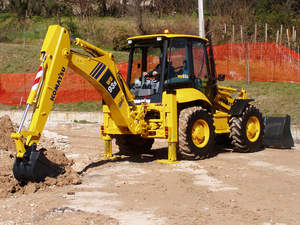 Prix d'usine Komatsu WB150AWS2N Chargeuse-pelleteuse Mini-excavatrice Pelle avant 4 roues motrices Machine de terrassement pour la construction et l'agriculture - Product Image 4