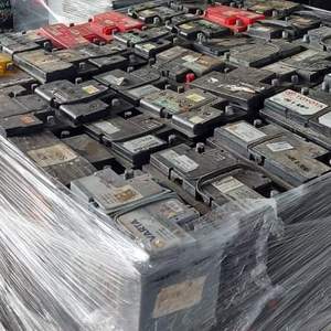Déchets de batteries au plomb usagées/plaques de plomb usagées et lingots de plomb 99,97% - Product Image 5