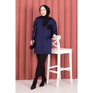 Túnica Hijab Azul Marino Oysho con Detalle de Lazo y Adornos de Piedras, Estilo Veraniego, Modesto, Formal, Casual, Estampado, Tejido de Algodón y Chifón - Product Image 1