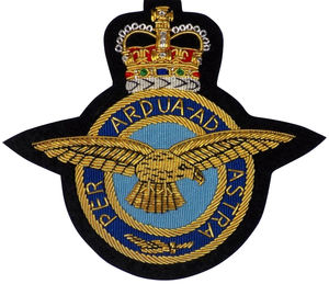 Venta al por mayor logotipo personalizado 3D bordado parches tácticos parches de cresta hechos a mano lentejuelas coser imán tela latón uniformes - Product Image 2