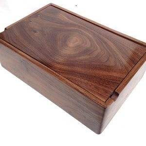 Boîtes de rangement en bois massif personnalisées et boîte à bijoux dans des styles Feng Shui, religieux et angélique avec technique de polissage - Product Image 2