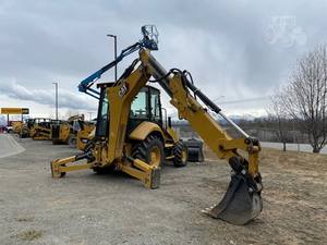 Chargeuse-pelleteuse CAT 420XE 2023, chargeuse forestière et tracteur, charge nominale de 15 tonnes, pompe hydraulique KYB, moteur et boîte de vitesses - Product Image 3