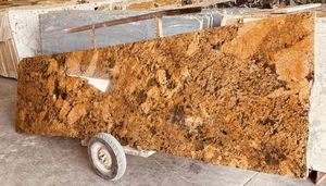 แผ่นขัดพื้นสีทองอลาสก้าขนาดใหญ่ดีไซน์ทันสมัยเคลือบด้วยทองหรูหรา100% หินแกรนิตธรรมชาติสำหรับปูพื้น - Product Image 3