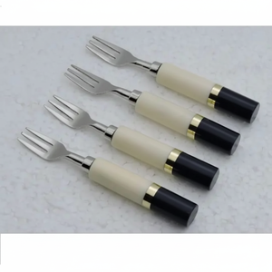 Nouvel ensemble de fourchettes de luxe en acier inoxydable avec manches en résine, lavable au lave-vaisselle, durable et élégant pour les repas quotidiens et les fêtes - Product Image 1