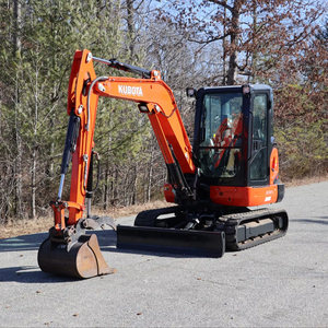 Mini-excavatrice Kubota KX040-4, 4 tonnes, excavatrice hydraulique sur chenilles |   Excavatrice compacte sur chenilles hydraulique 4T pour le creusement de fossés - Product Image 1