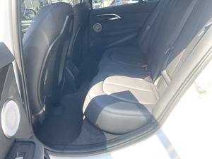 Auto Usado Listo para Enviar, BMW Serie 1 120i 1.5T M Sport 2023 Automático en Perfectas Condiciones - Product Image 6