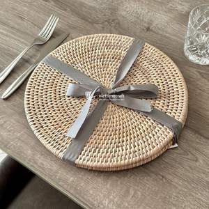 ชุดเสื่อรองจานหวายชุดของขวัญ3ชิ้นสำหรับอาหารเย็นโต๊ะปาร์ตี้ของตกแต่งบ้านขายส่ง - Product Image 1