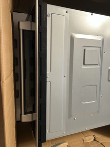 24 I--N-C-H S-T-A-I-N-L-E-S-S S-T-E-E-L B-U-I-L-T-I-N C-O-M-B-I-N-AT-I--O-N O-V-E-N W-I-T-H H-O-T A-I-R A-N-D M-I-C-R-O-W-A-V-E - Product Image 3