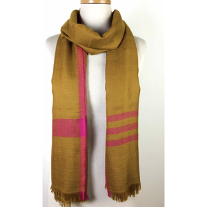 Bufanda de Piel Sintética Color Rosa Neón y Cúrcuma, Elegante para Mujer - Product Image 5