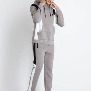 Ensembles de survêtements personnalisés pour hommes en molleton – Sweat à capuche et pantalon de survêtement deux pièces – Prix abordable - Product Image 2