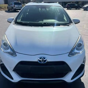 2017มือสอง Toyota Prius C thre