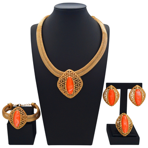 Zhuerrui Italiano disegni in oro da donna Set di gioielli da festa Fine bigiotteria di lusso grandi collana di gioielli Set HC2500314 - Product Image 1