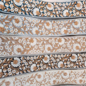 Fancy Flower Lace Multi colores Lentejuelas Bordado Encaje Trim Malla fina 100% Algodón Tela hecha a mano para ropa de rendimiento - Product Image 2