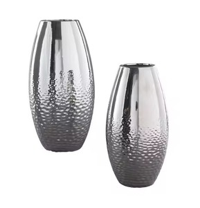 แจกันโลหะหรูหราสำหรับตกแต่งบ้านกระถางดอกไม้ตั้งโต๊ะที่ทันสมัยแจกันเหล็กทองเหลืองสีทองสำหรับตกแต่งห้องนั่งเล่น - Product Image 2