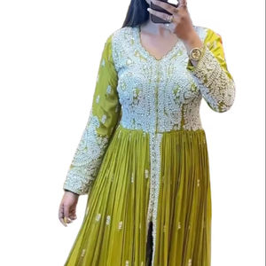Robe Anarkali de créateur avec broderie lourde, tenue festive indienne, Diwali, fêtes de Holi, robe en viscose cousue, shalwar kameez haut de gamme - Product Image 1