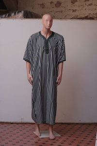 Vente en gros de Gandora traditionnel marocain pour hommes, robe à manches courtes rayée, thobe islamique, kaftan arabe, plusieurs couleurs - Product Image 3
