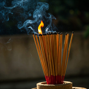 Varillas de incienso Agarbatti marrón Premium Fragancia OUD negra Fragancias para el hogar de alta calidad para meditación Pooja para primavera 1kg - Product Image 6