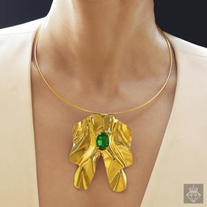 Collier de mode en vrac fait à la main PRAO avec pendentif martelé en cristal d'émeraude plaqué or pour les femmes pour les fêtes - Product Image 2