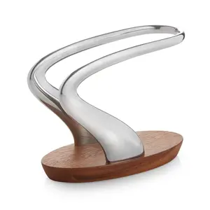 Porte-serviettes métallique jetable brodé fait main au design minimaliste pour maisons modernes, Argent Premium, Zahid Exports, Grand Grossiste - Product Image 4