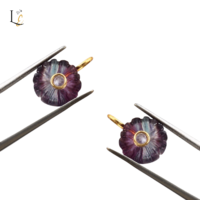 Pendentif en pierre précieuse sculptée en forme de fleur de fluorite arc-en-ciel avec incrustation de zircon, fait à la main, en argent sterling 925 plaqué or, pendentifs fins, breloques