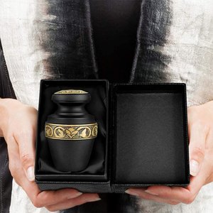 2025 oro acabado hecho a mano Metal urnas tarro Mini tamaño cenizas humanas urnas tarro - Product Image 5