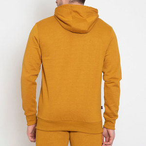 Conjunto de chándal de dos piezas de algodón personalizado para hombre Nuevo diseño Ropa de calle a granel para la temporada de invierno - Product Image 3